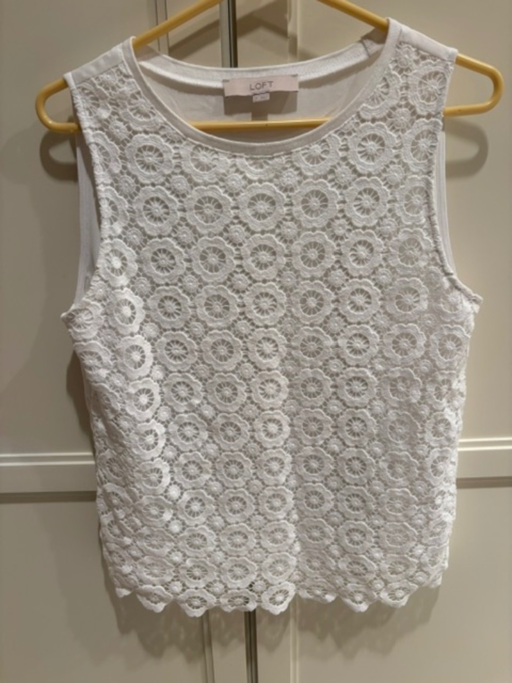 Loft lace tank top